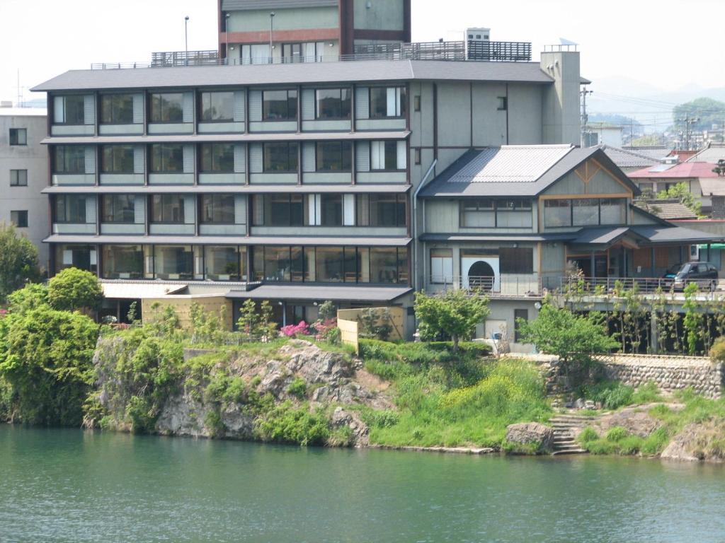 ホテル 旬樹庵八勝閣みづのを 各務原市 エクステリア 写真